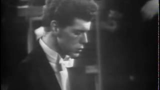 Van Cliburn plays the Russian Song quotMoscow Nightsquot [upl. by Drofdeb152]